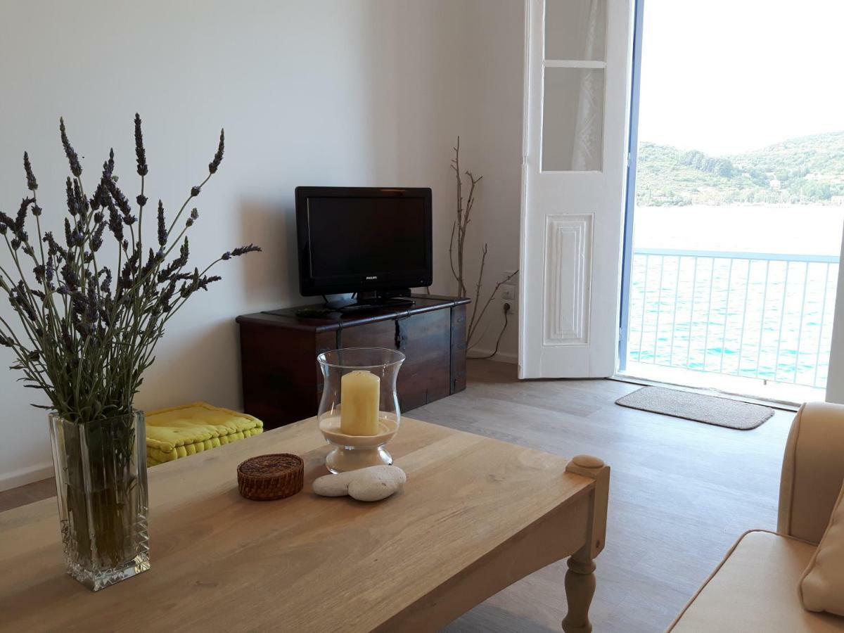 Cavos Seaside House Villa Vathy  Bagian luar foto